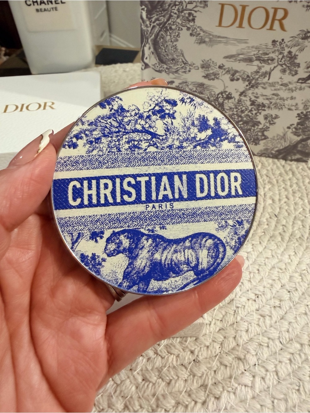 Christian Dior Blue Toile de Jouy Compact Mirror + Hardcover Ruled Notebook Set - Picture 2 of 8
